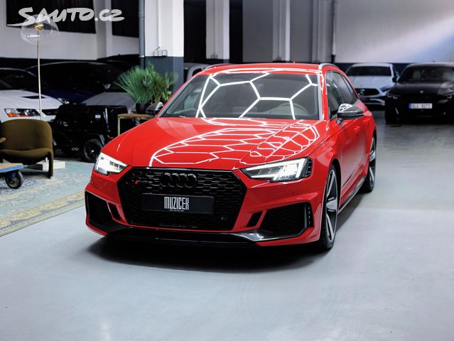 Audi RS4